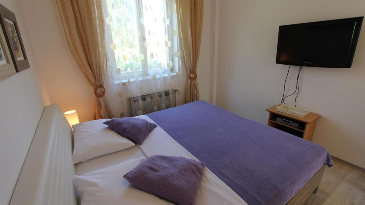 John Guest house Malinska